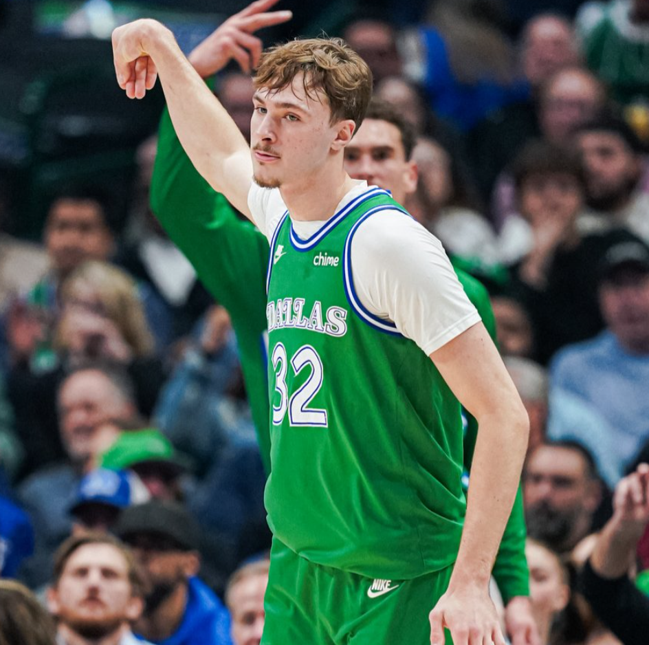 49图库官网-下一个詹皇真来了?弗拉格脚踝90度扭曲毫发无损 轰27+5献关键球